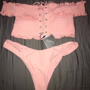 Off the shoulder, textured bikini!